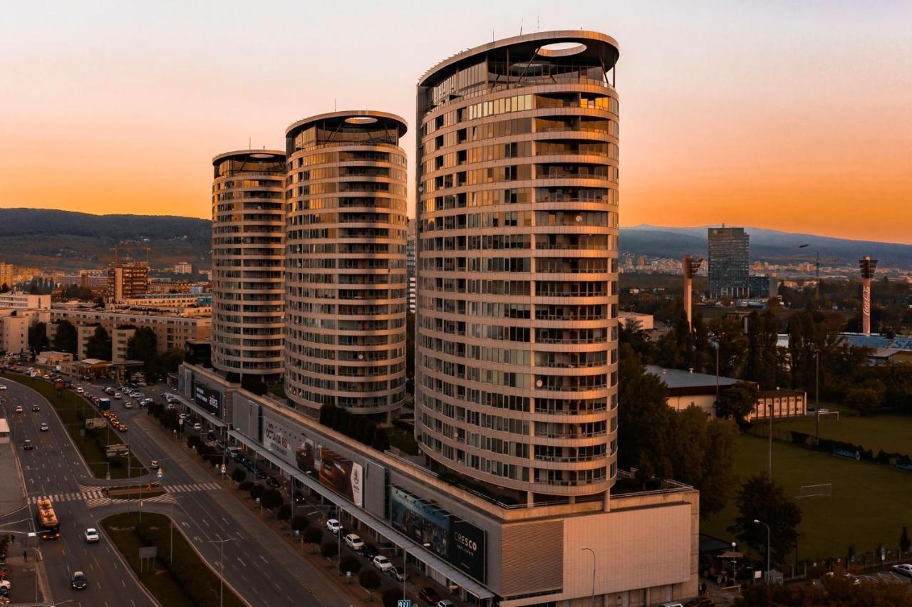 Fantastic View From The 20Th Floor Lägenhet Bratislava Exteriör bild